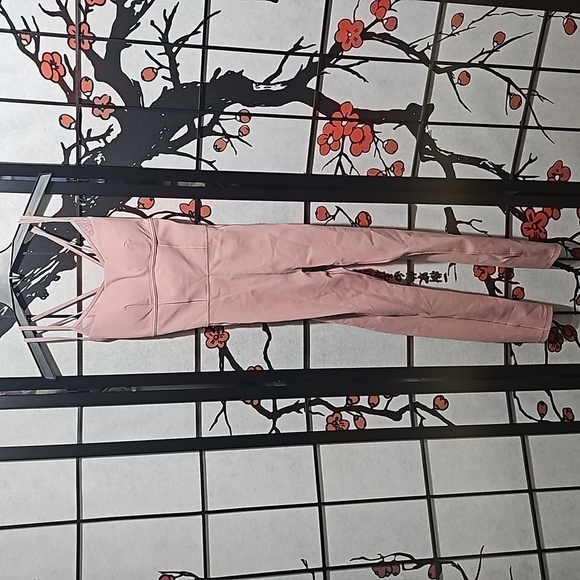 Calia‎ by Carrie Underwood Pink Yoga Bodysuit Size Small NWT - Picture 2 of 9